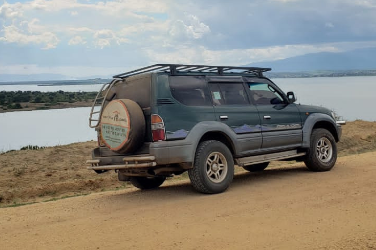 Rent the best Land cruiser TX in Rwanda