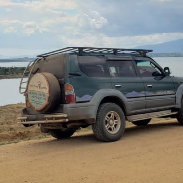 Rent the best Land cruiser TX in Rwanda